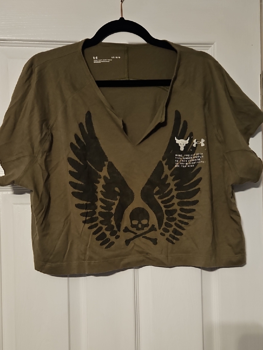Under Armour Olive Green Winged Skull Crop Tee